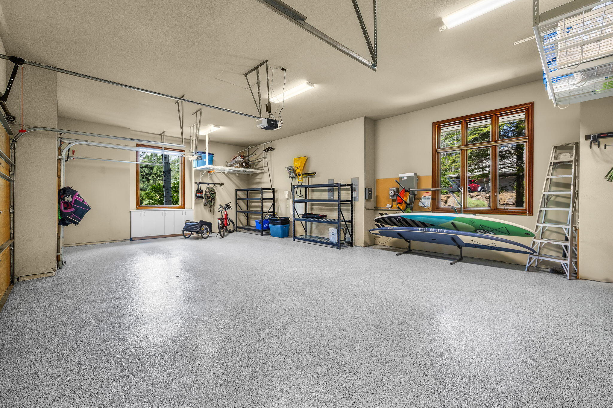 61712 Broken Top Drive