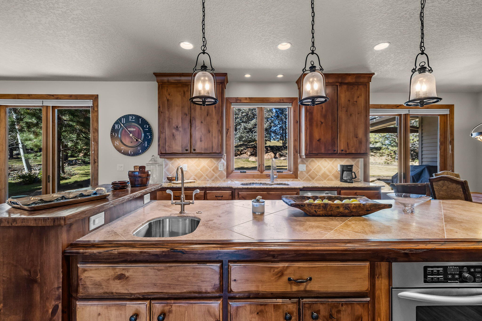 61548 Tam McArthur Loop