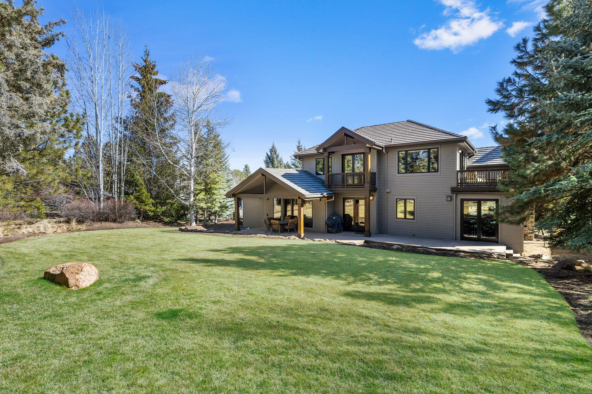 61548 Tam McArthur Loop