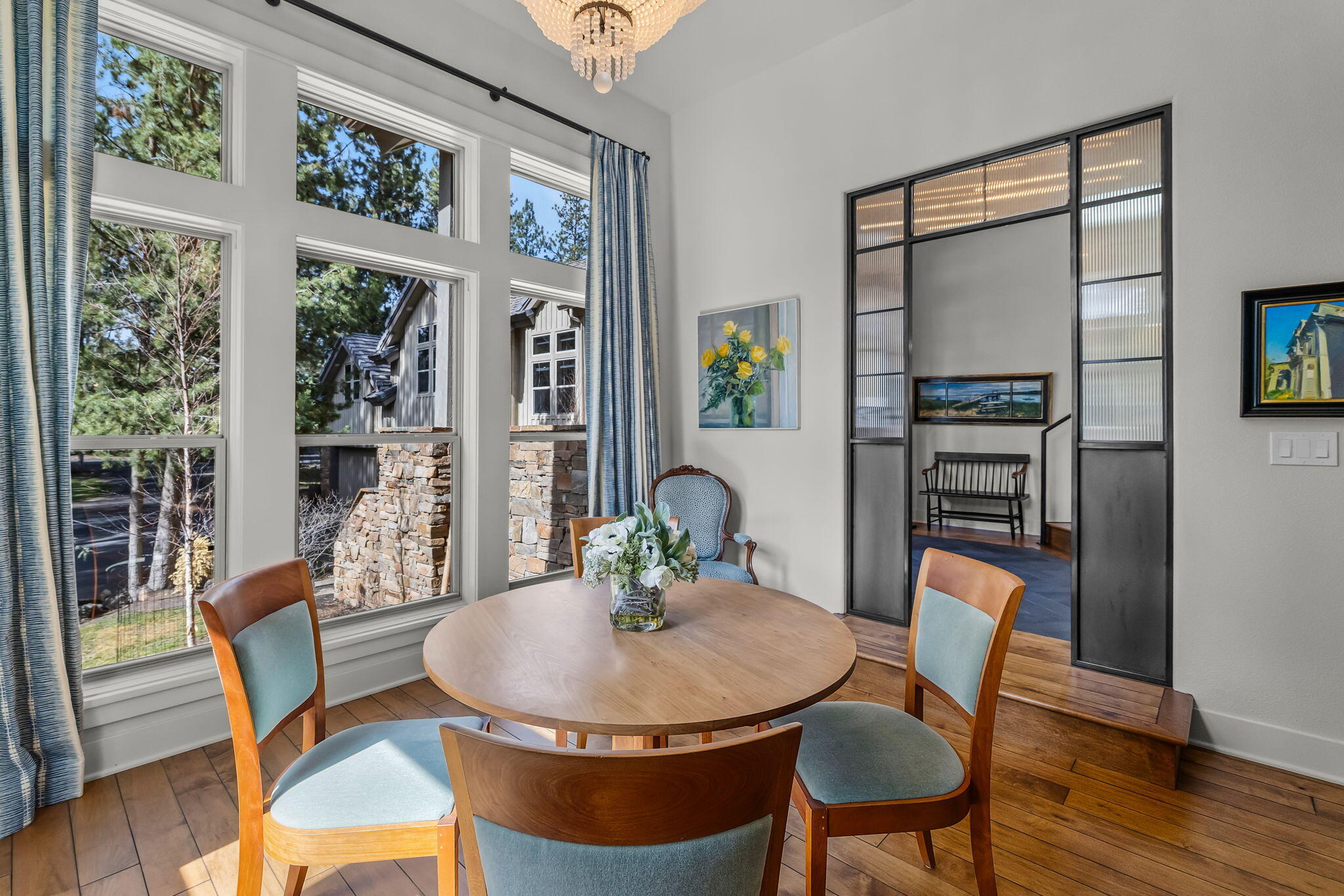 61727 Tam McArthur Loop