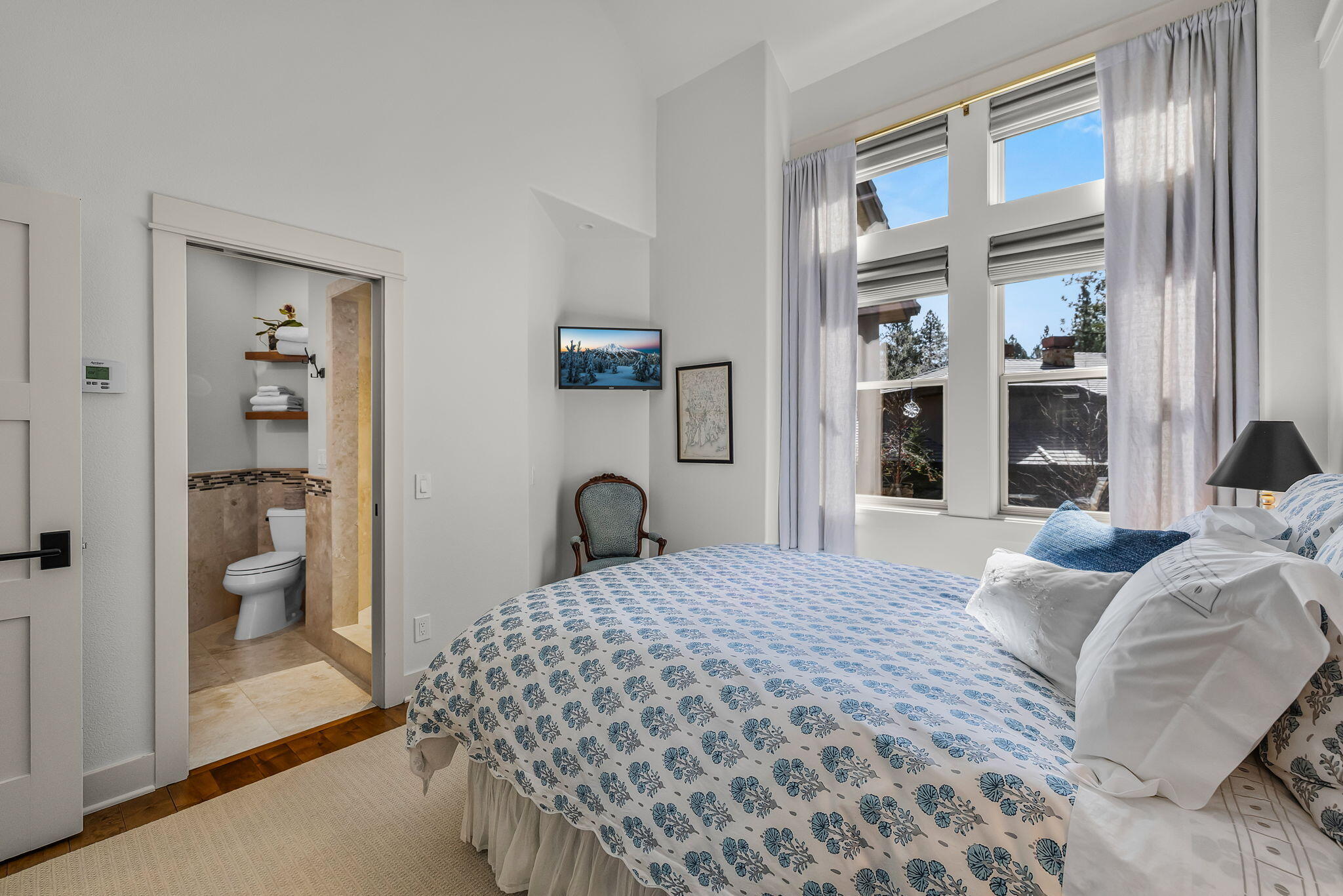 61727 Tam McArthur Loop