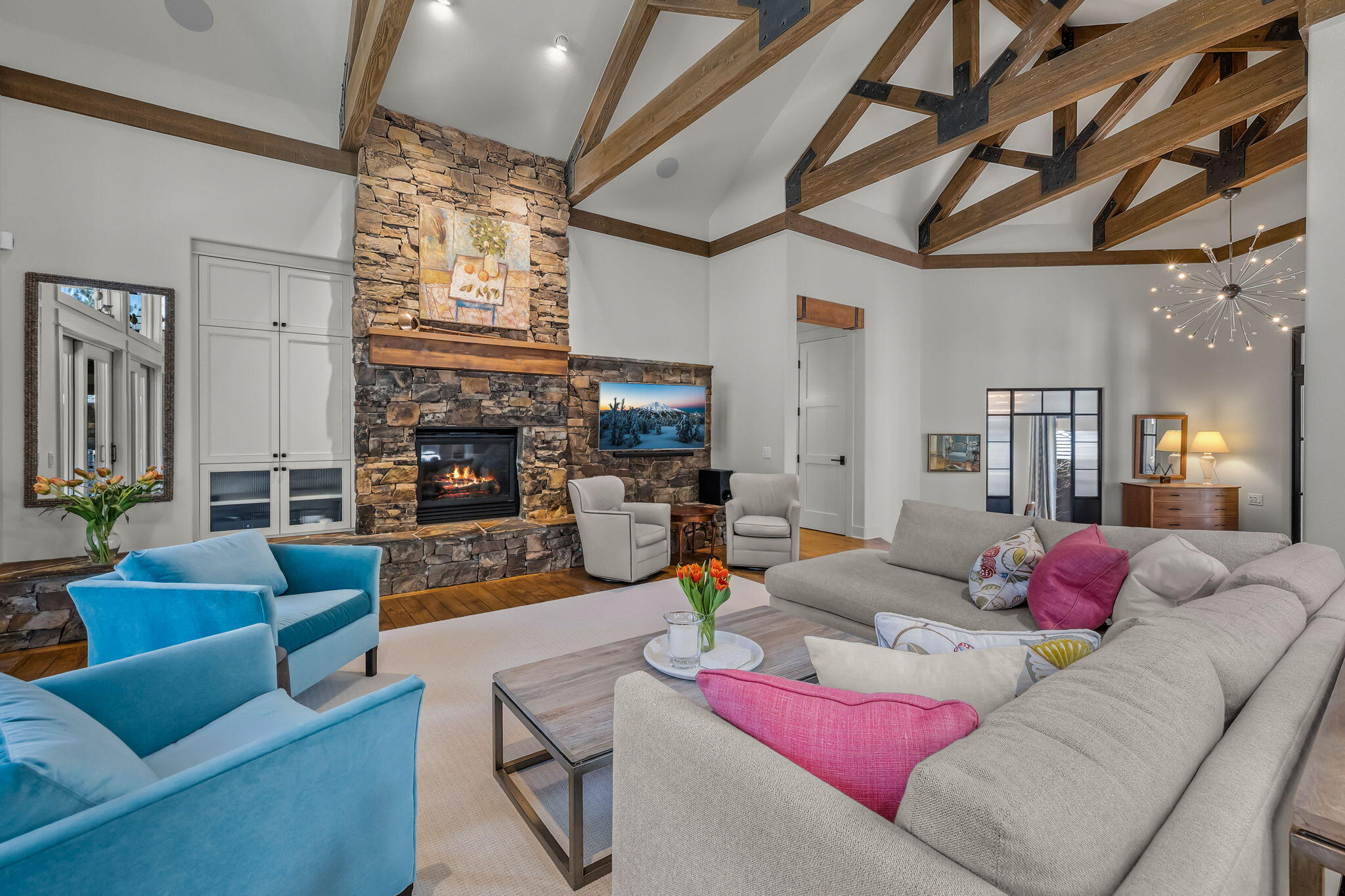 61727 Tam McArthur Loop