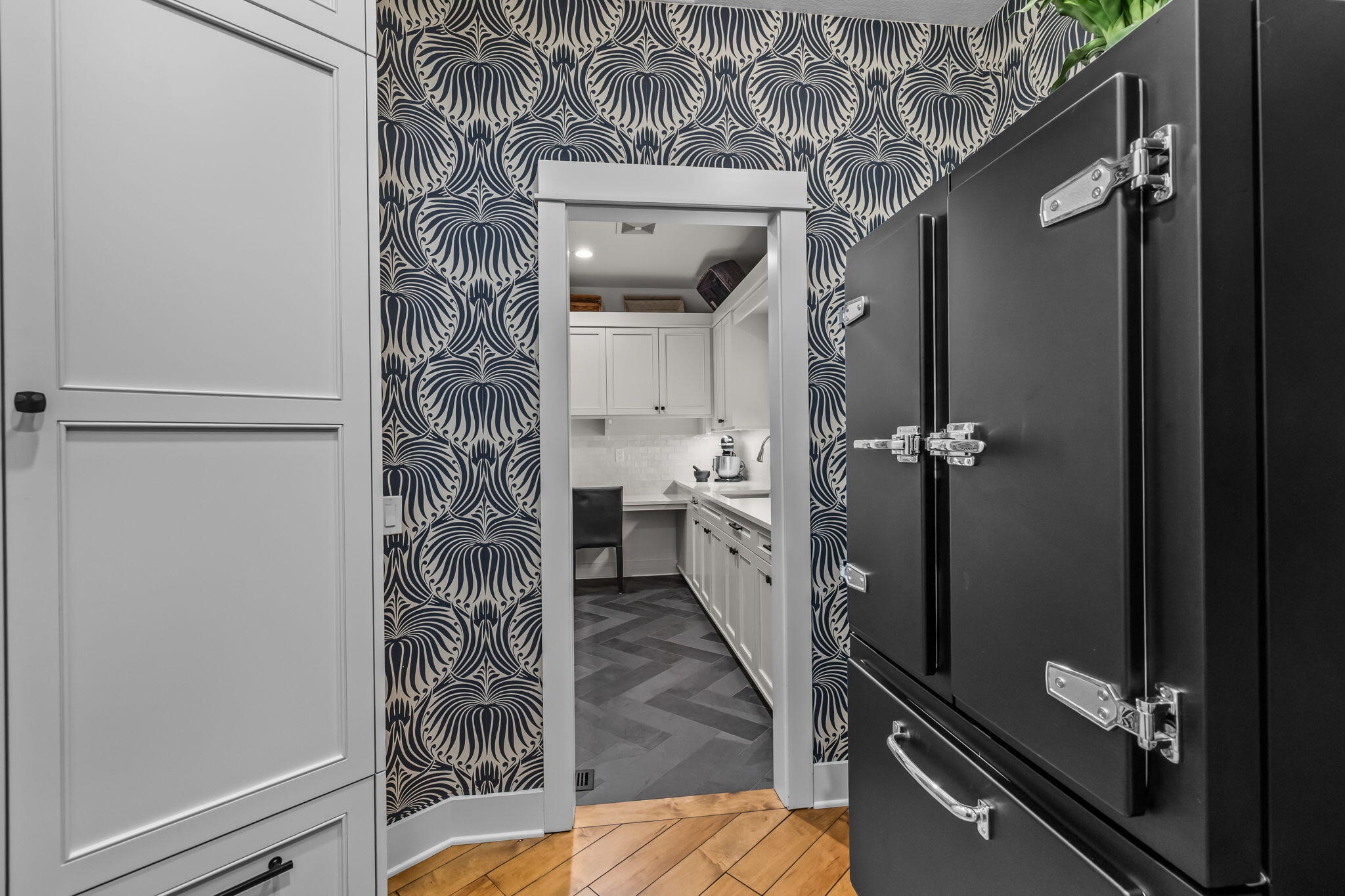 61727 Tam McArthur Loop