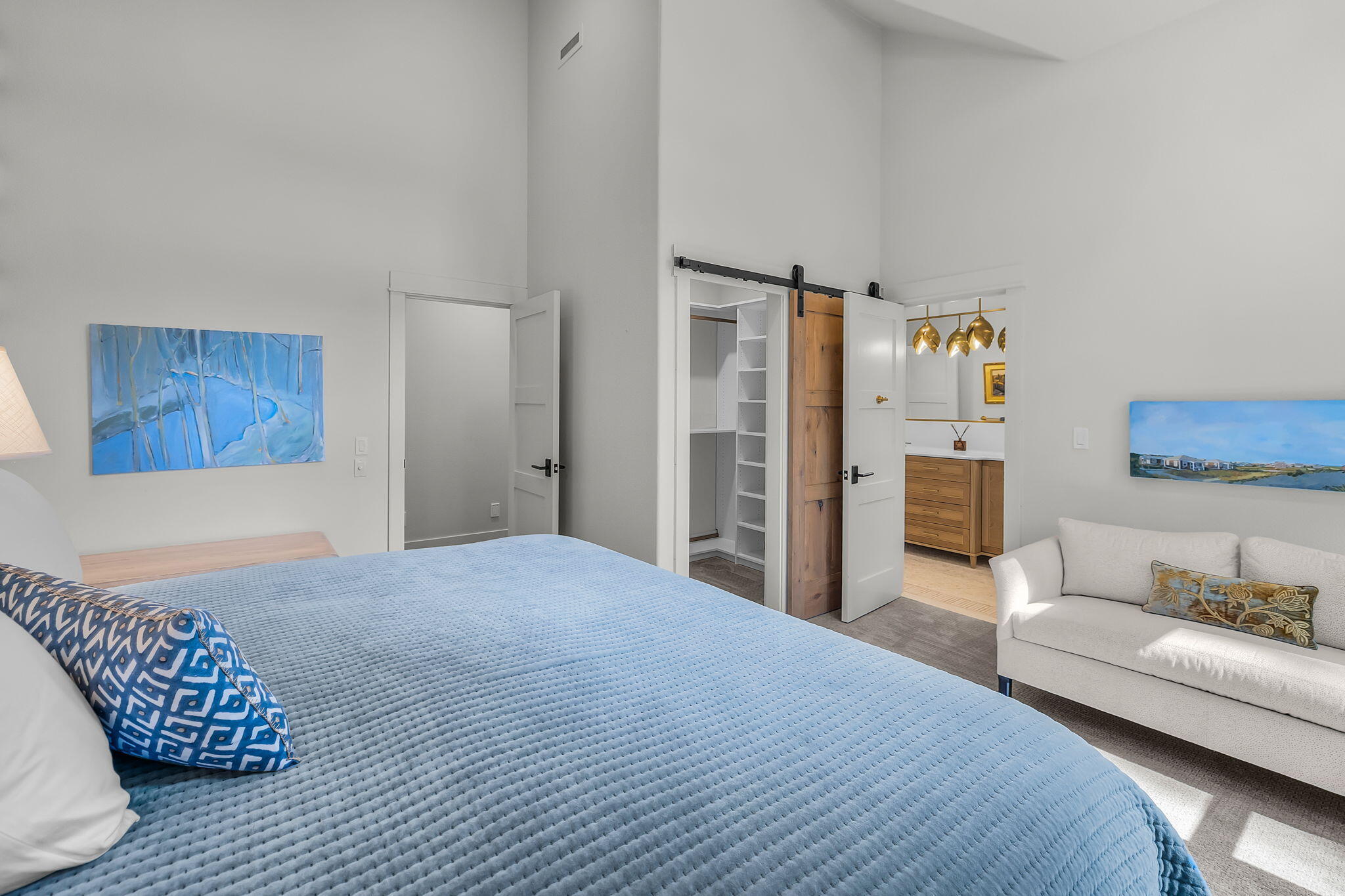 61727 Tam McArthur Loop