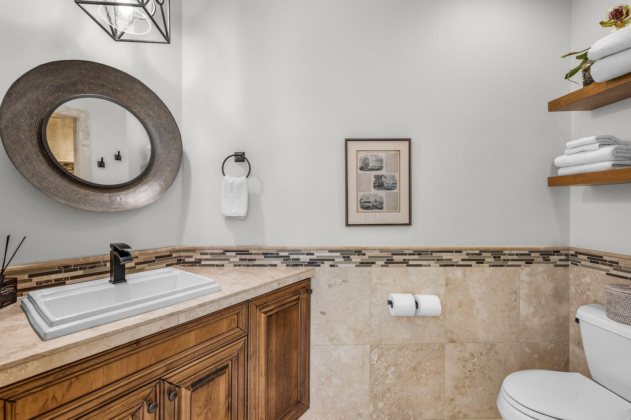 61727 Tam McArthur Loop