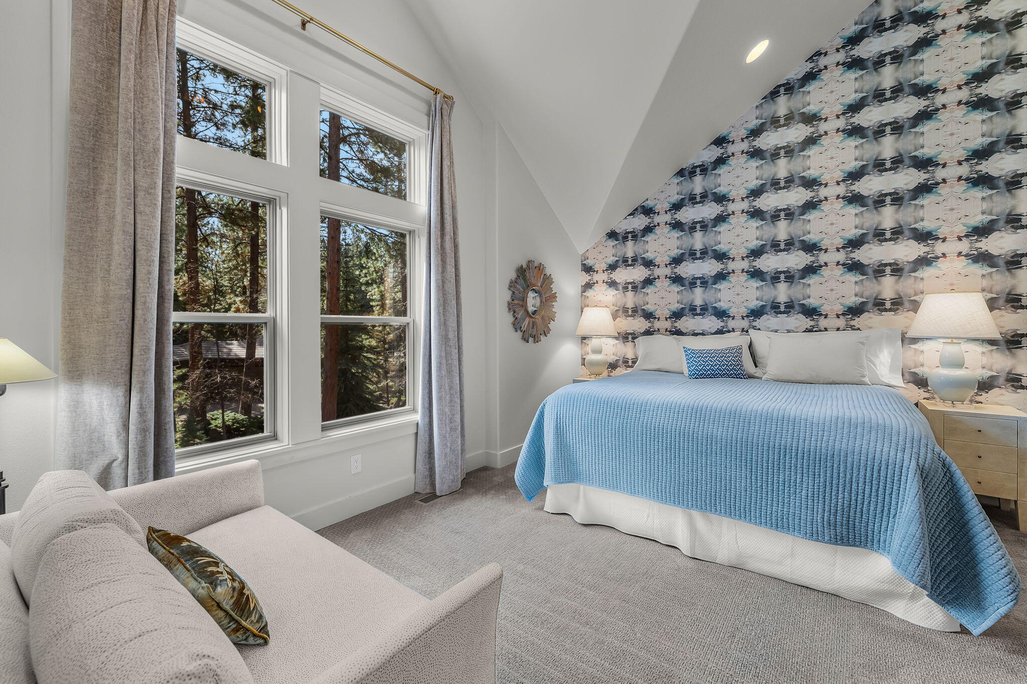 61727 Tam McArthur Loop