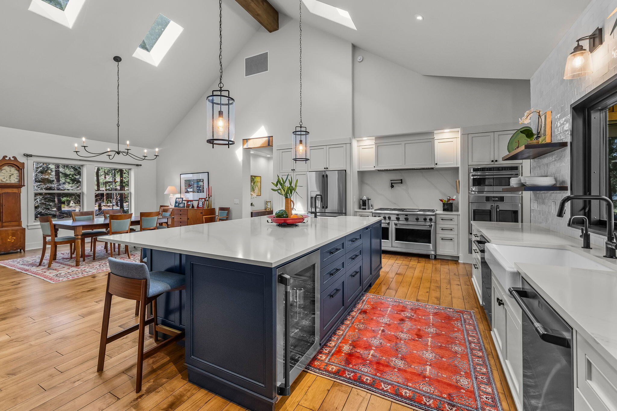 61727 Tam McArthur Loop