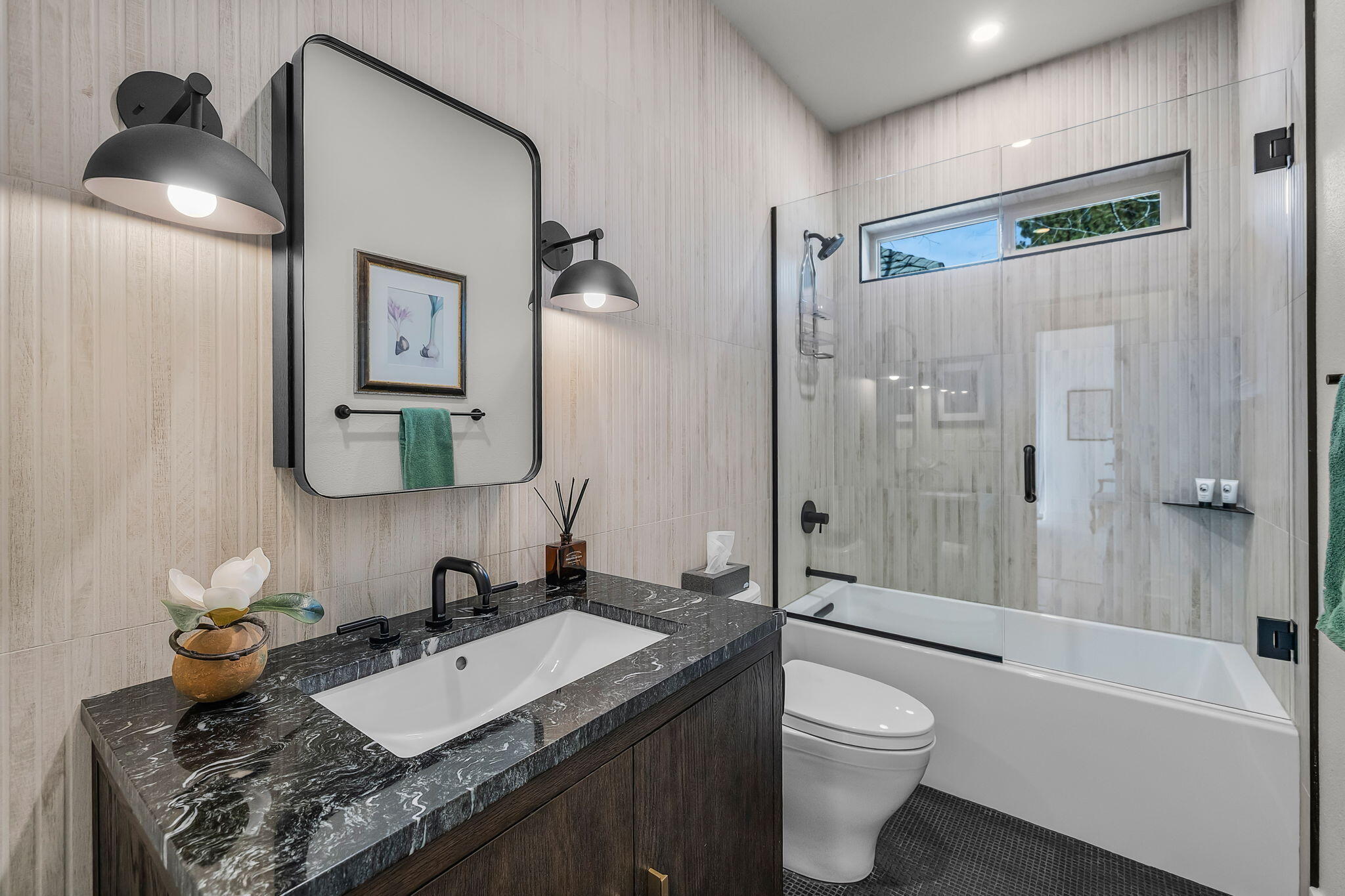 61727 Tam McArthur Loop