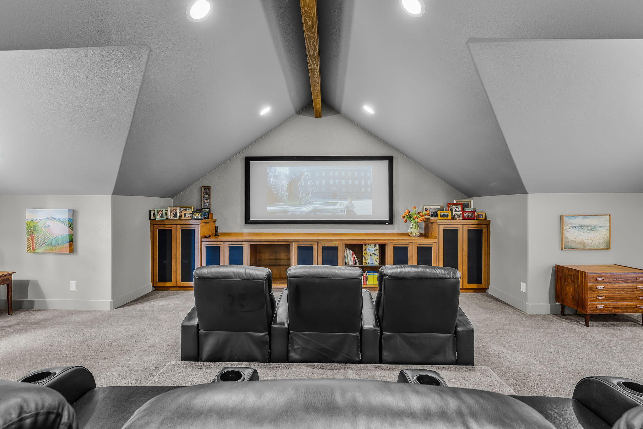 61727 Tam McArthur Loop