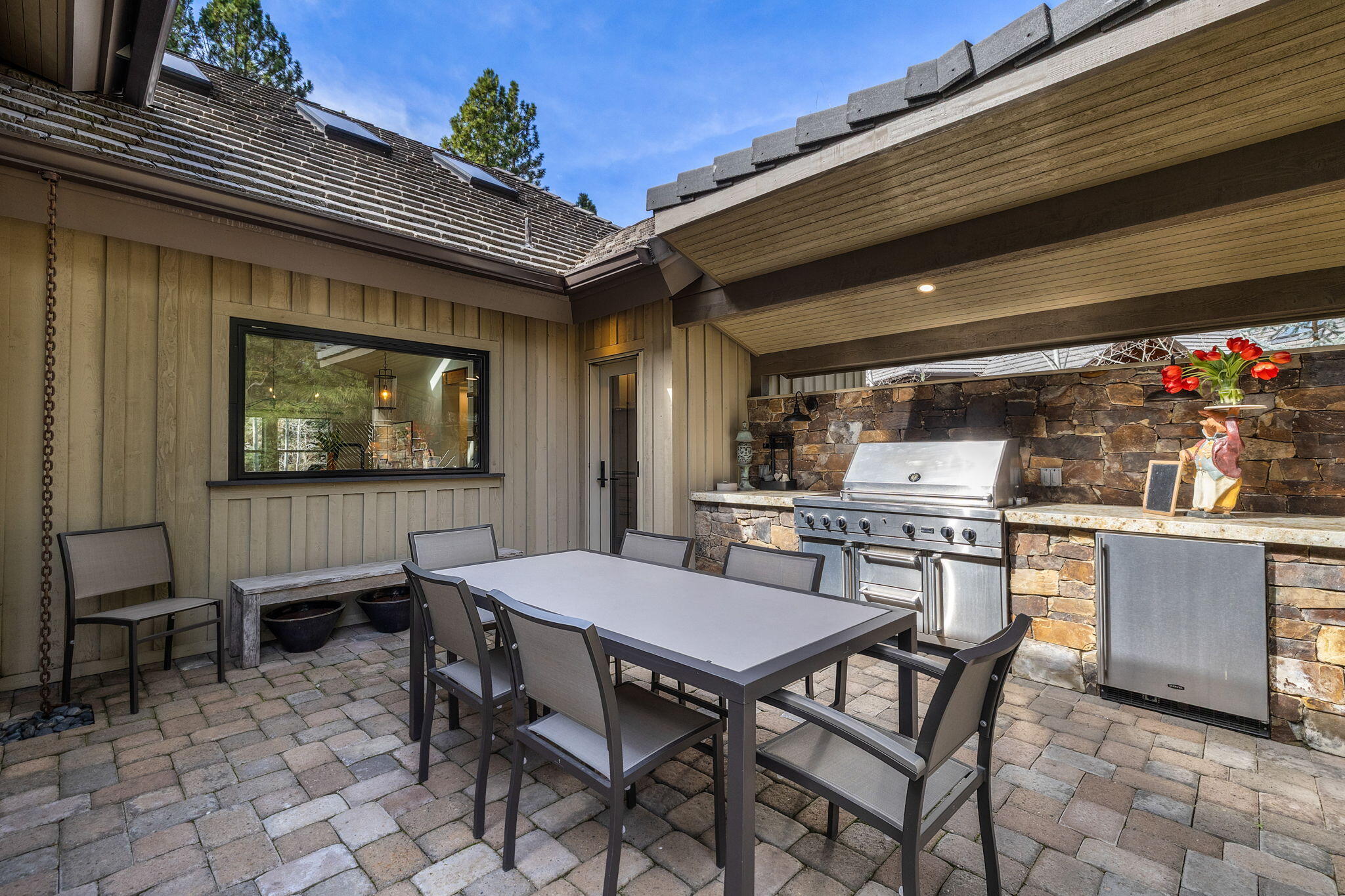 61727 Tam McArthur Loop