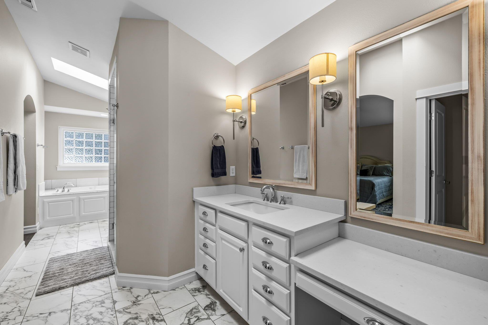 61477 Cultus Lake Court