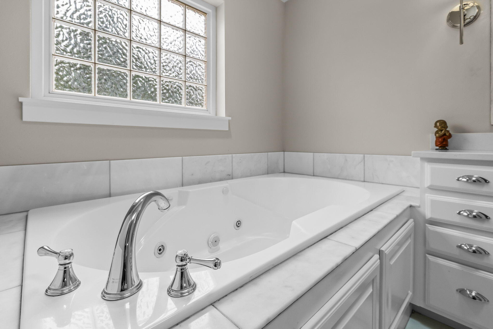 61477 Cultus Lake Court