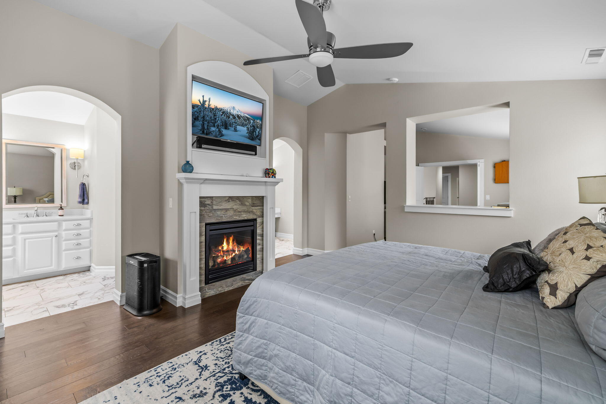 61477 Cultus Lake Court