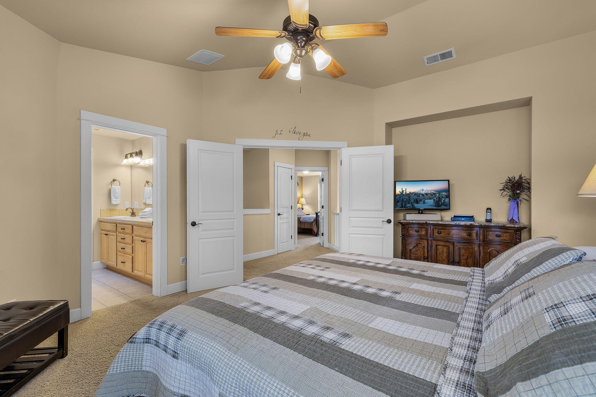 935 SW Chamberlain Street