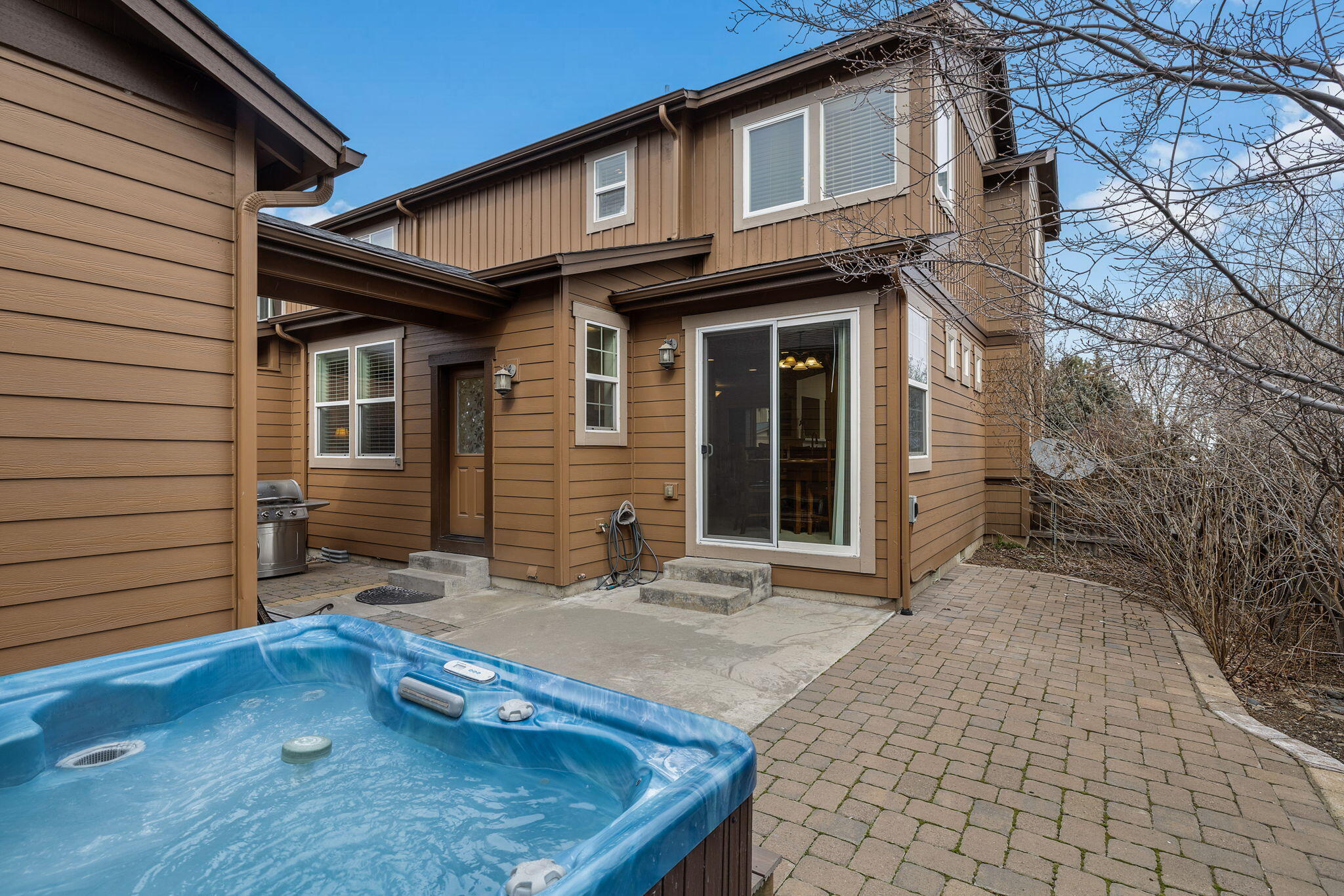 935 SW Chamberlain Street