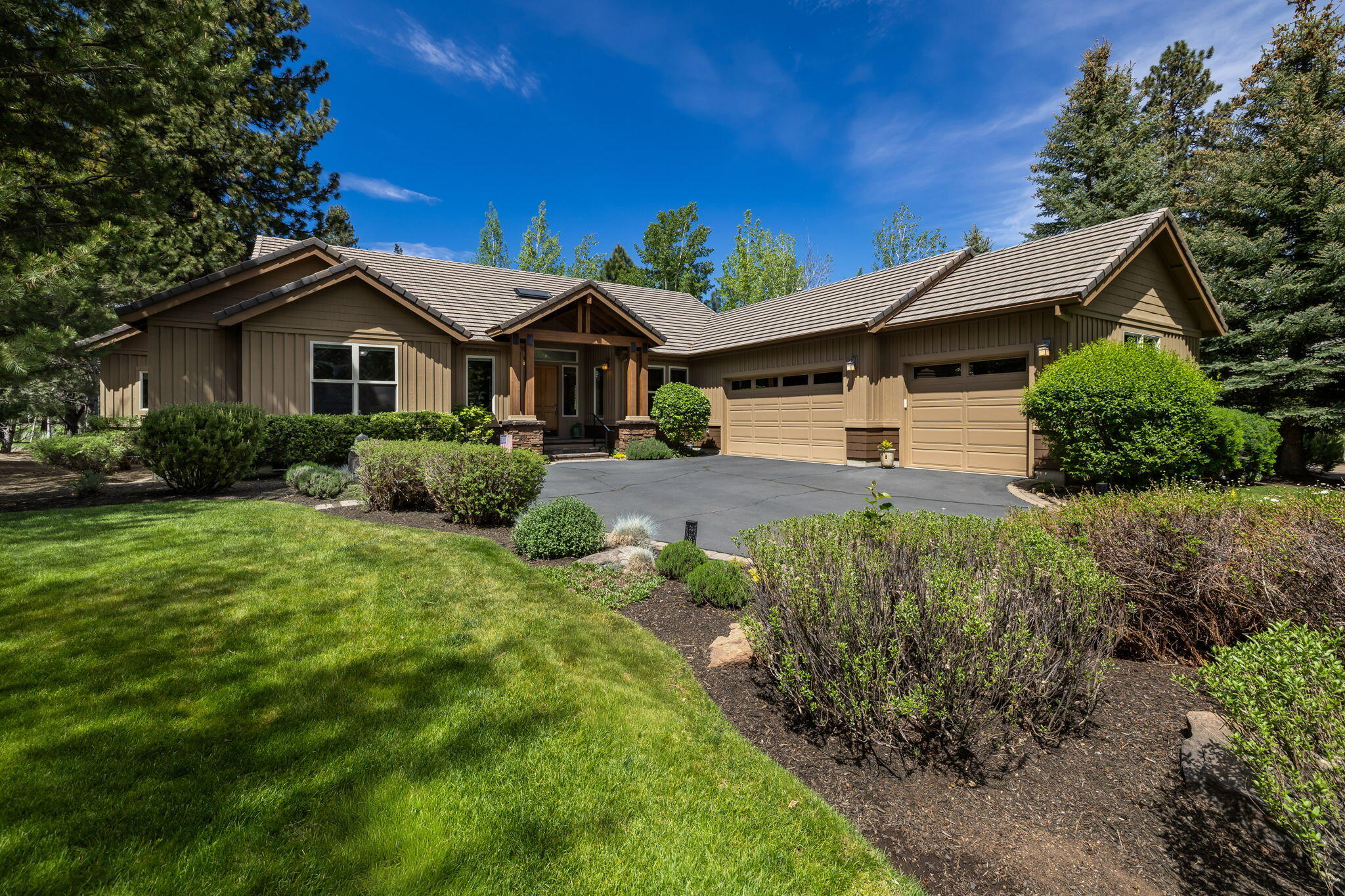 19574 Green Lakes Loop