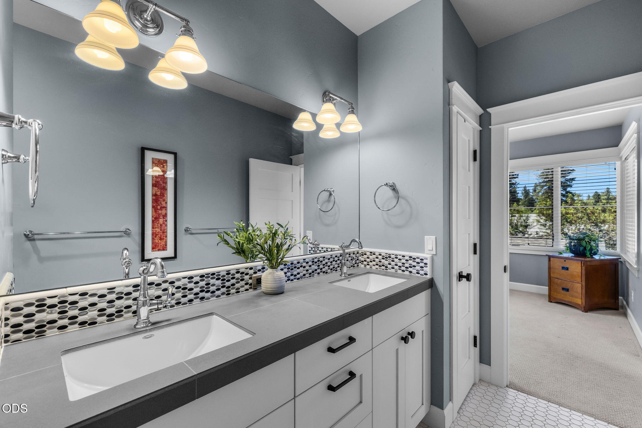 61525 Meeks Trail