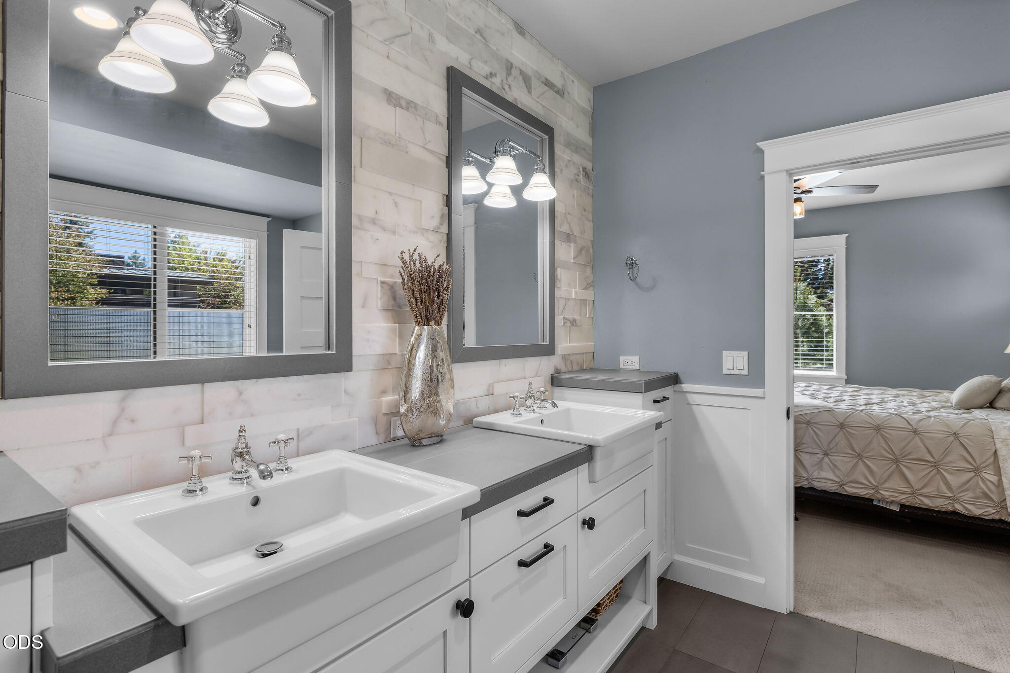 61525 Meeks Trail
