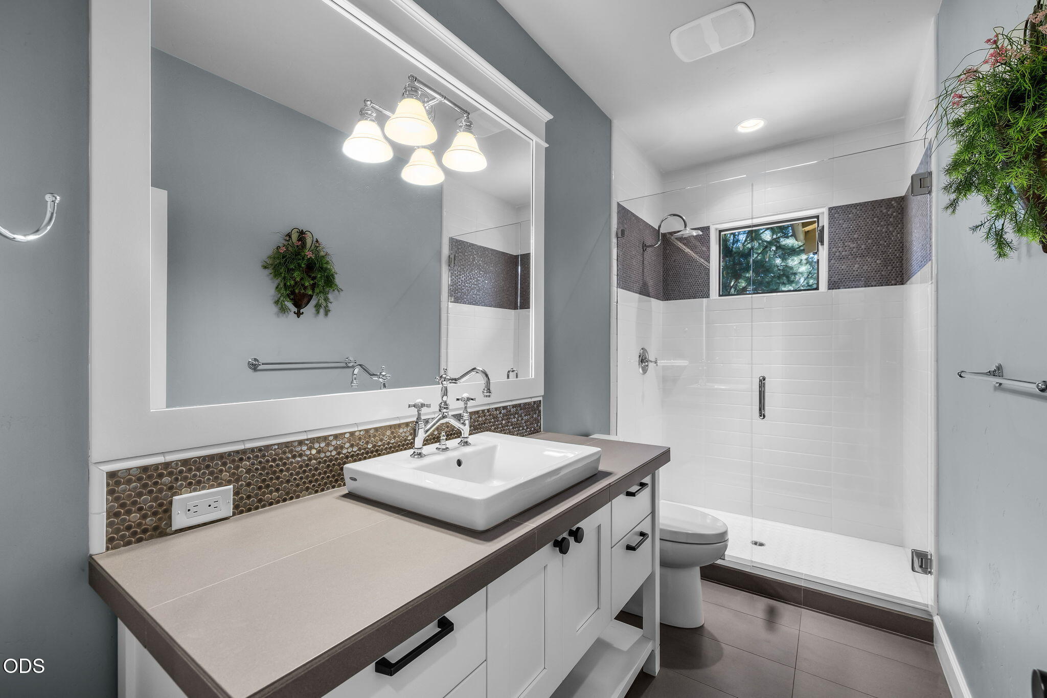 61525 Meeks Trail