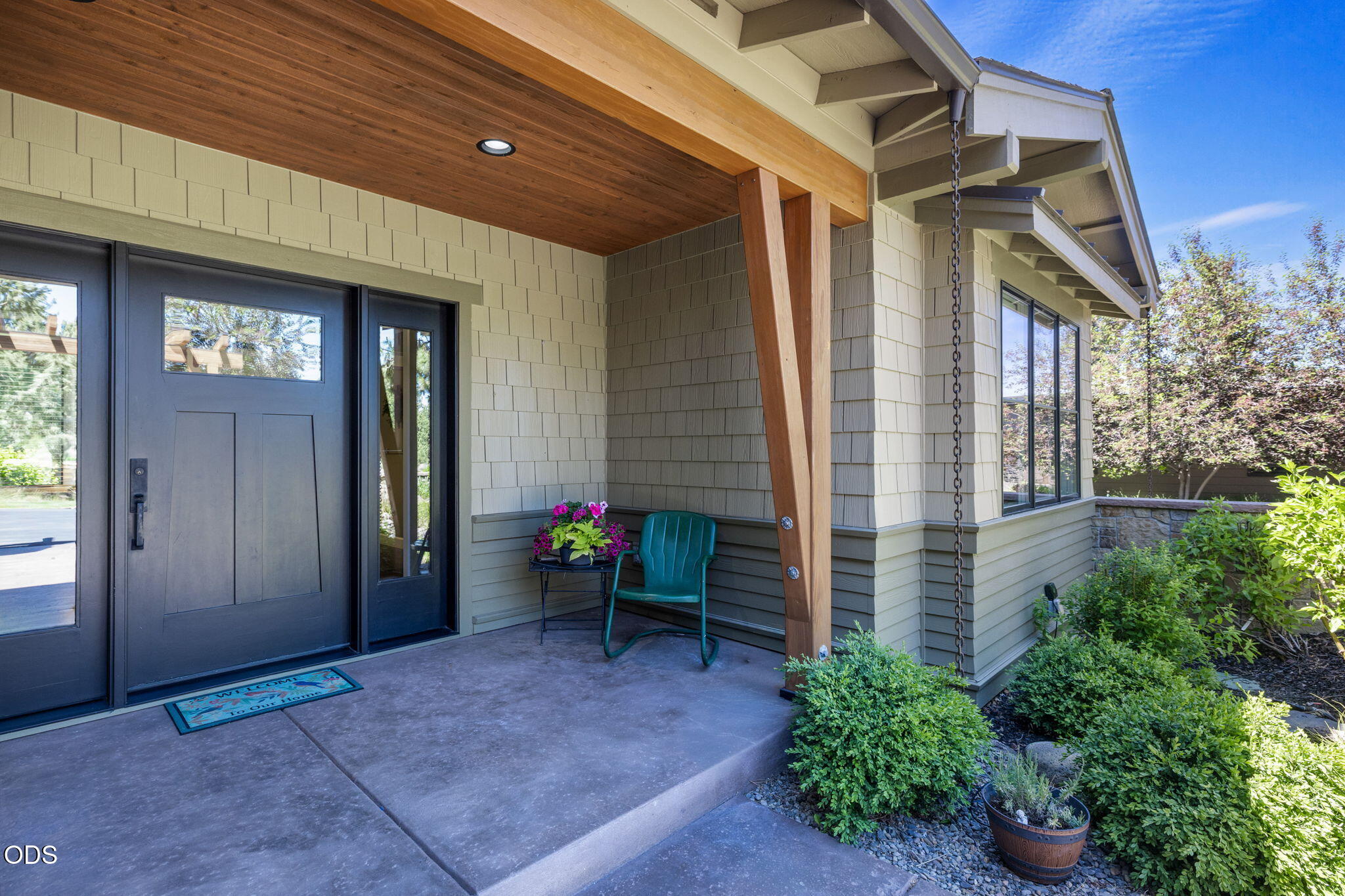 61525 Meeks Trail