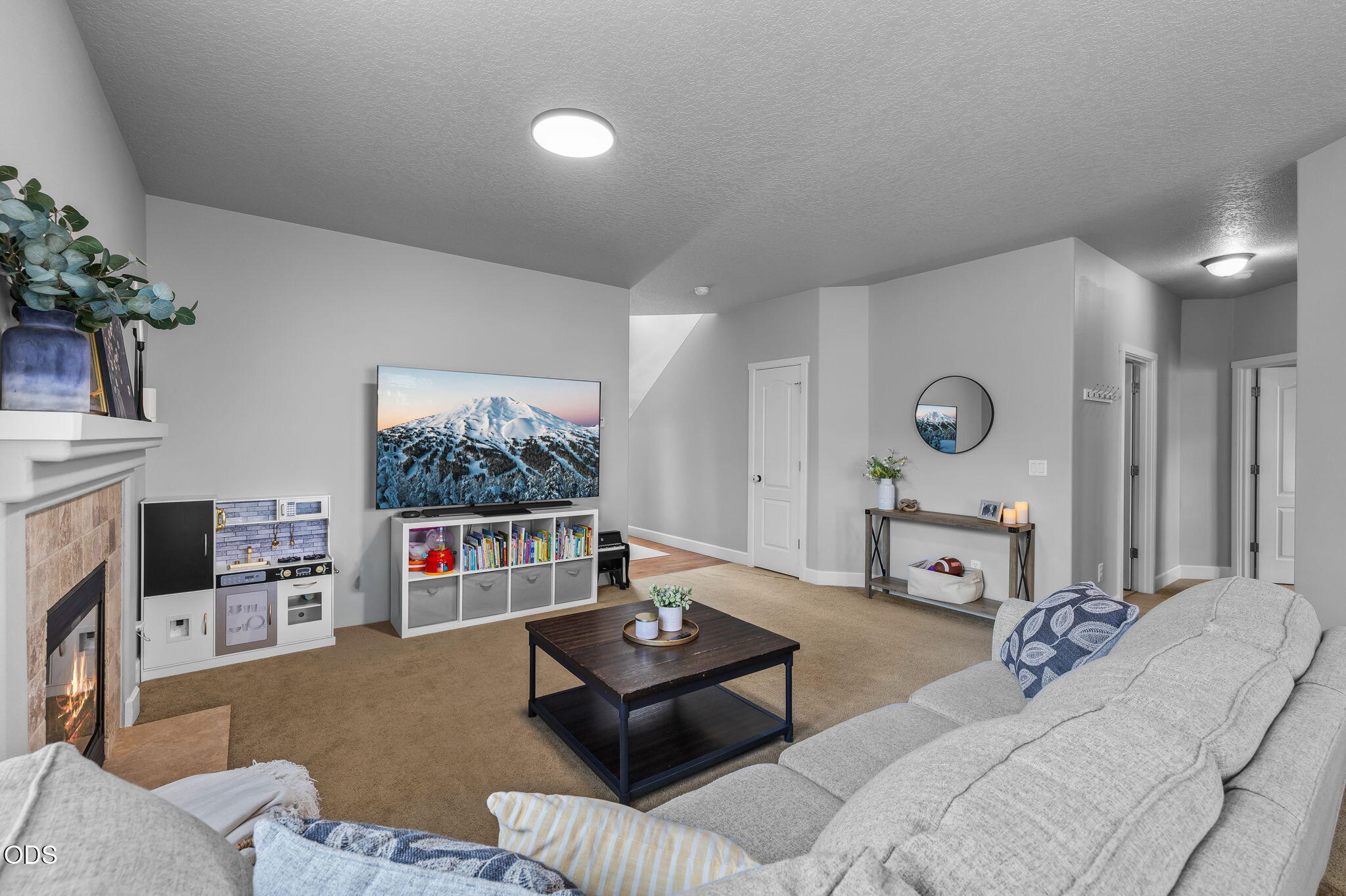 21184 Silverado Valley Lane