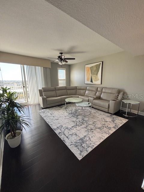 628 CLEVELAND ST #914