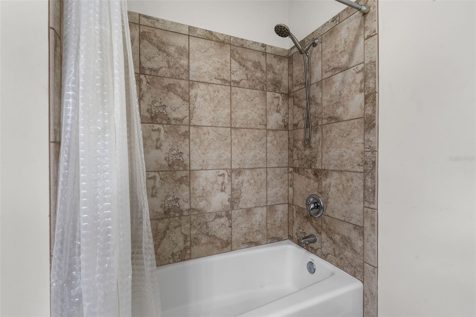 628 CLEVELAND ST #1507