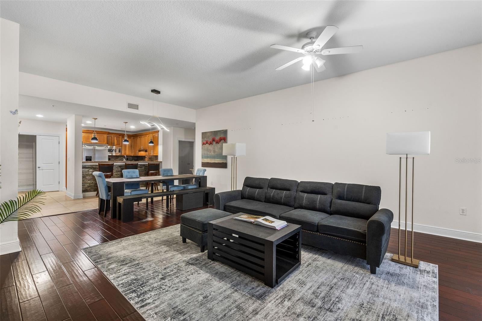 628 CLEVELAND ST #1507