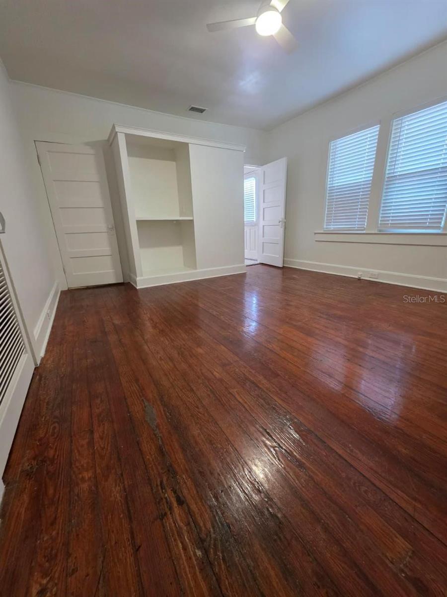1604 N OSCEOLA AVE