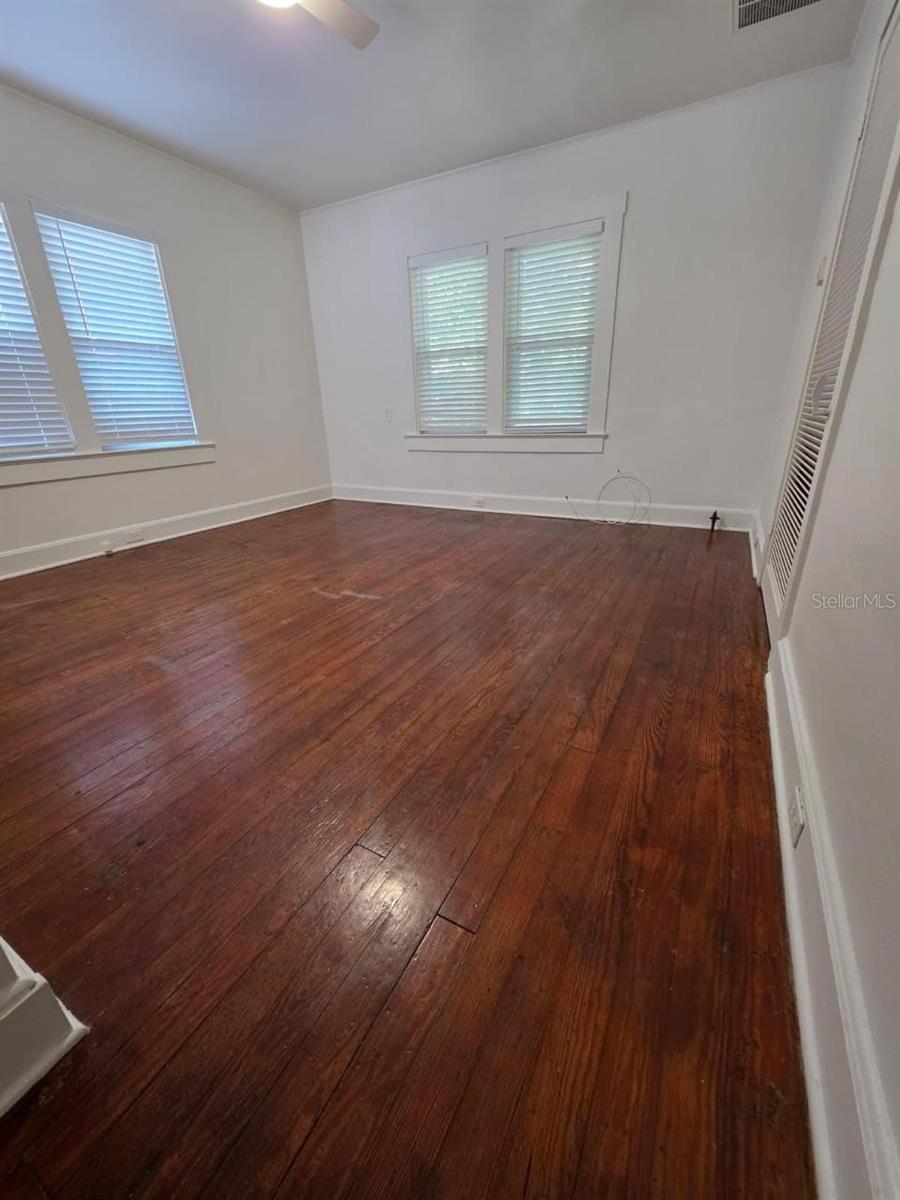 1604 N OSCEOLA AVE