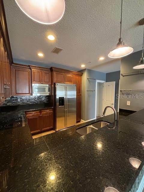 628 CLEVELAND ST #1402