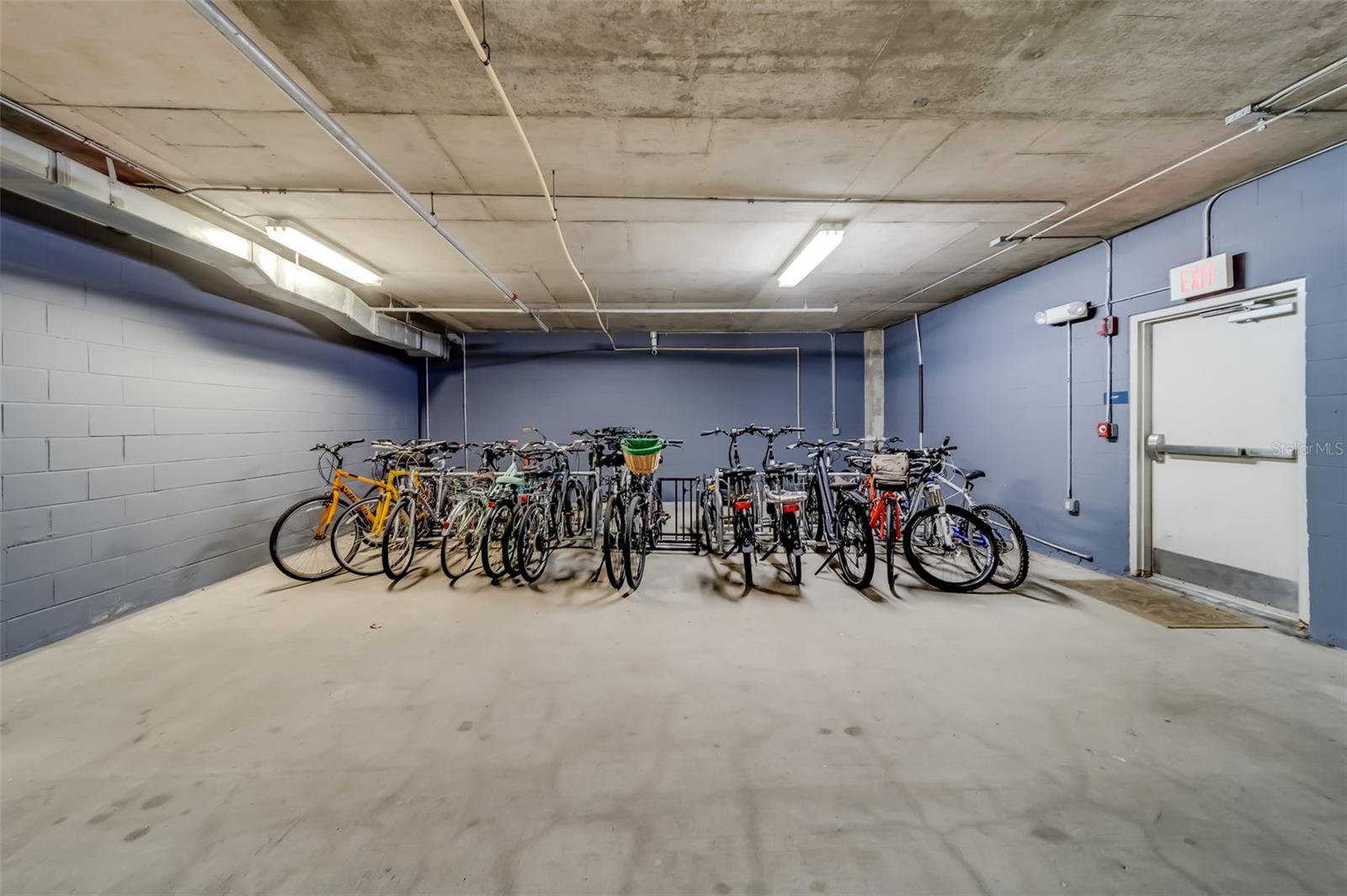 700 N OSCEOLA AVE #403