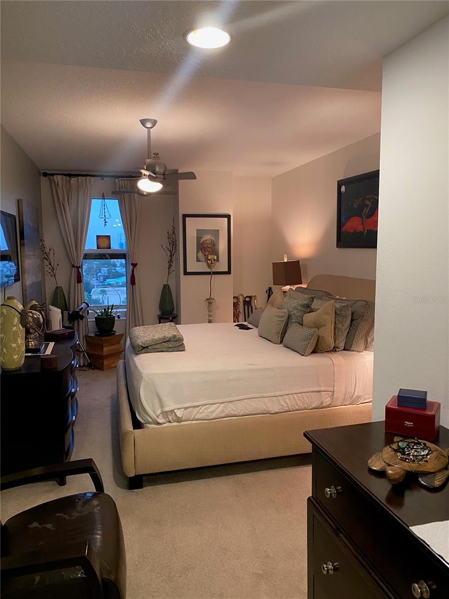 628 CLEVELAND ST #610