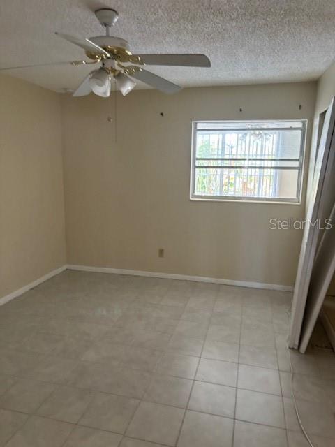 2449 COLUMBIA DR #13