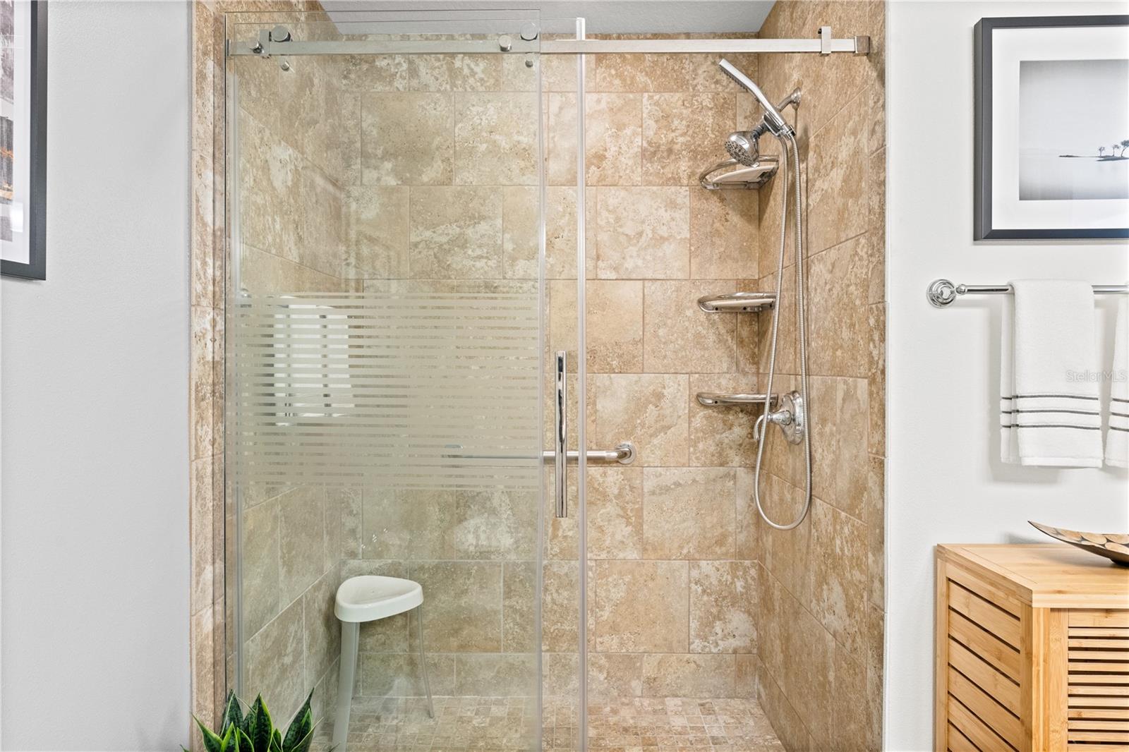 628 CLEVELAND ST #913