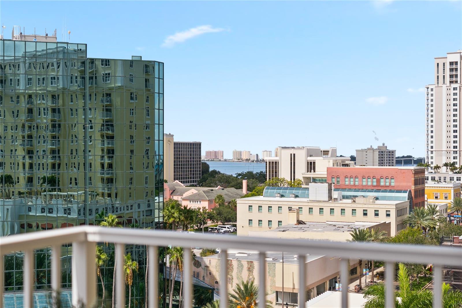 628 CLEVELAND ST #913