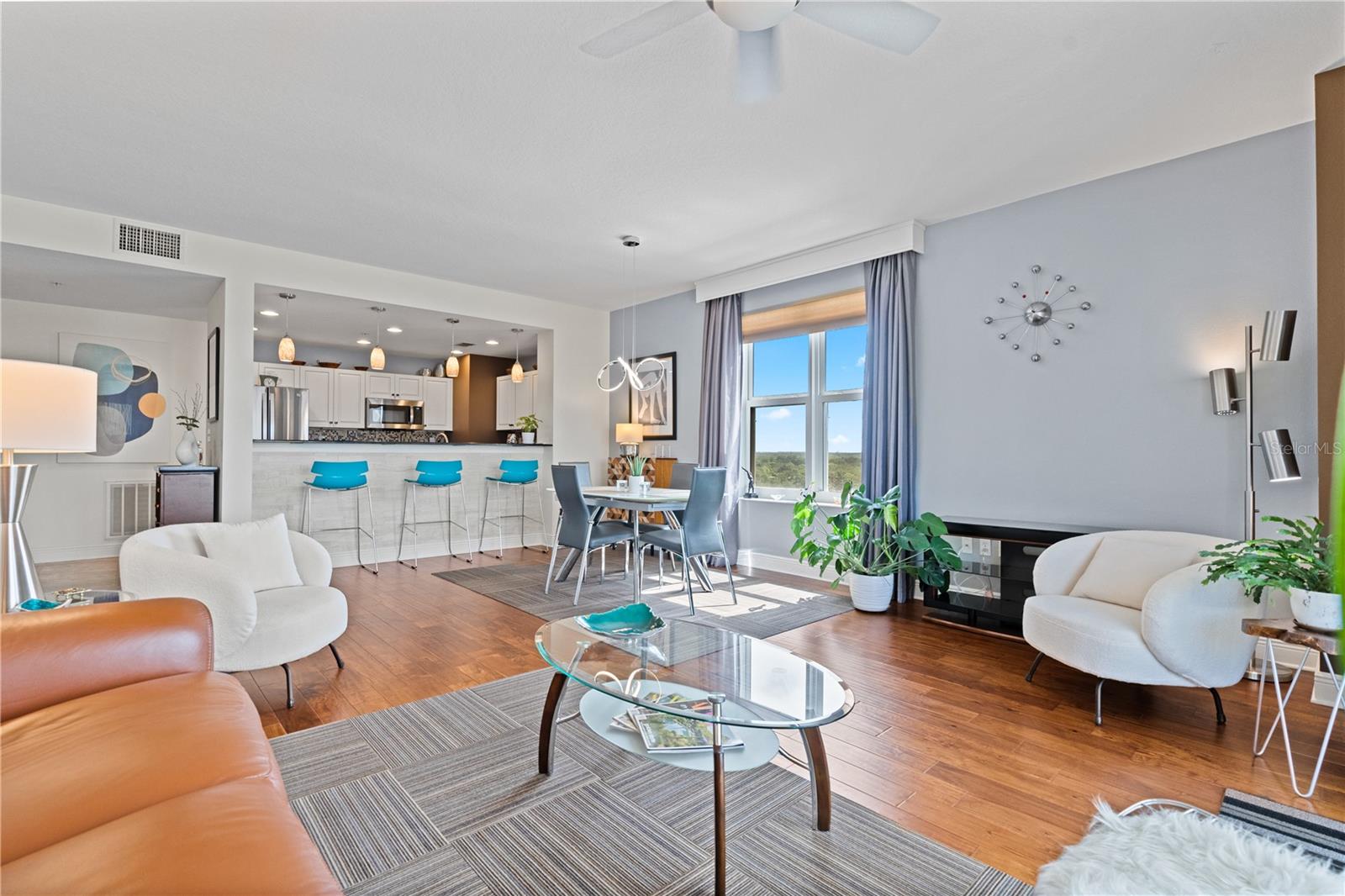 628 CLEVELAND ST #913