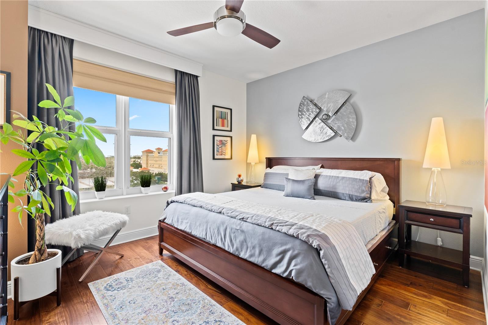 628 CLEVELAND ST #913