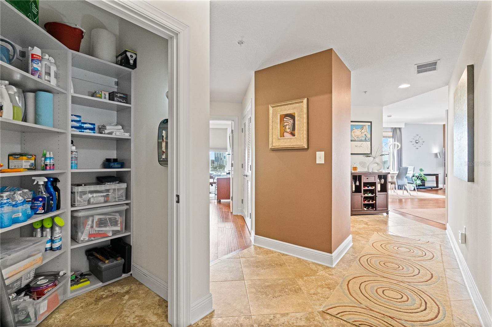 628 CLEVELAND ST #913