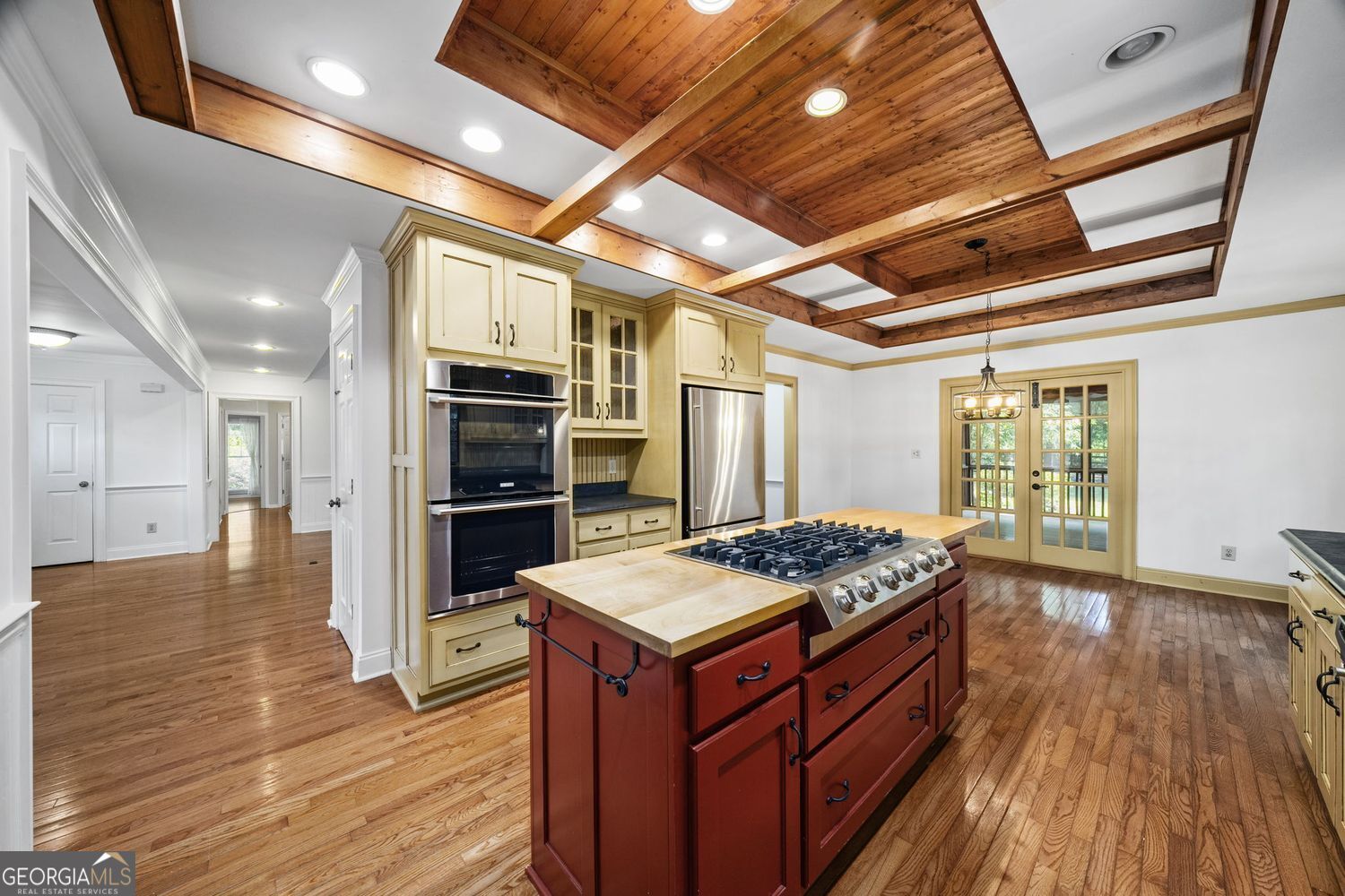 805 Pinehurst Drive