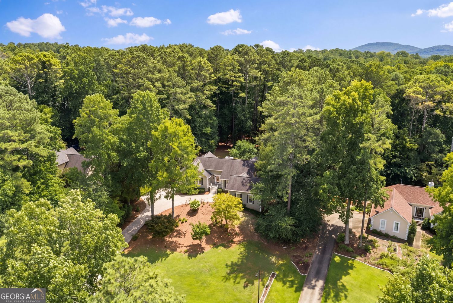 805 Pinehurst Drive