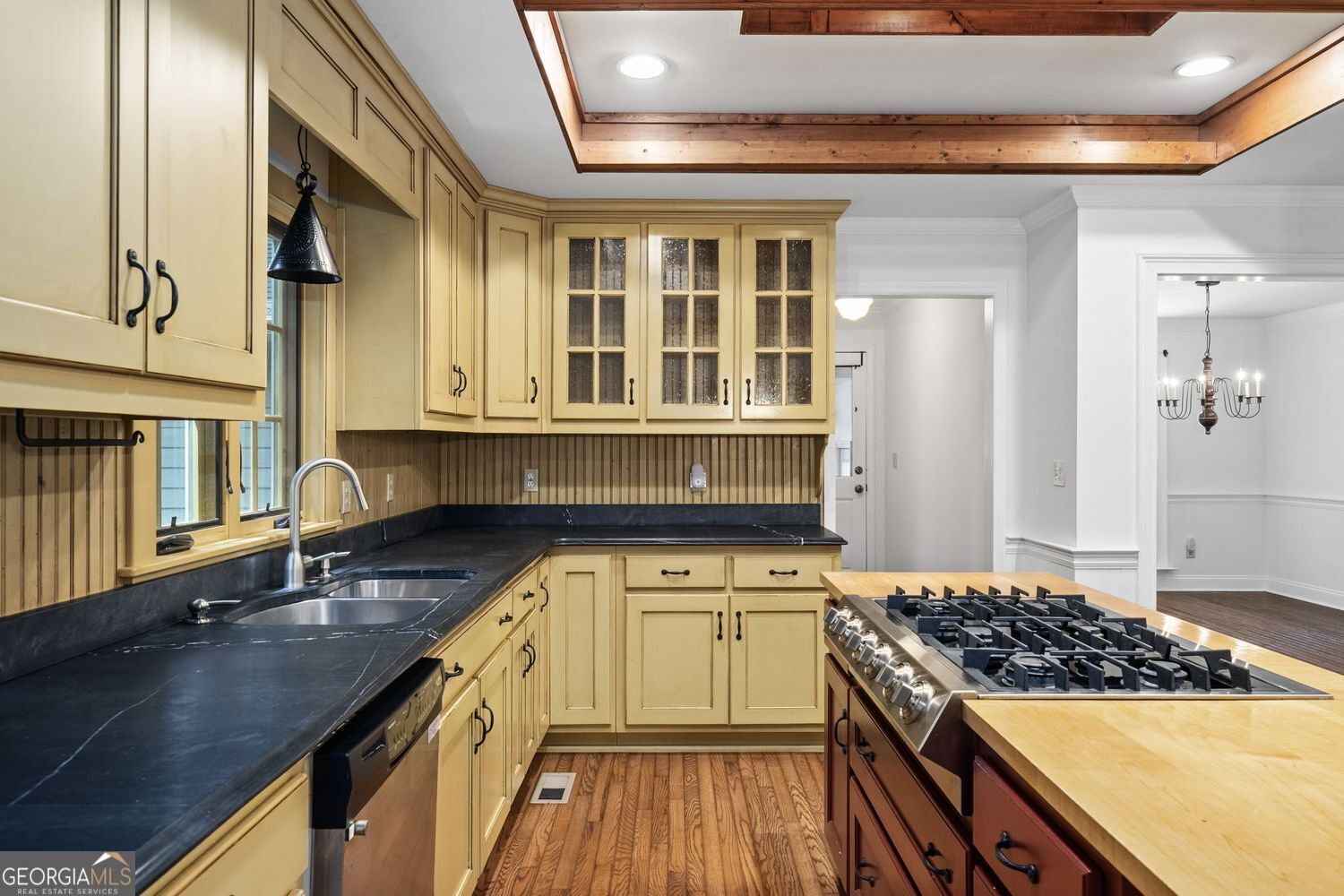 805 Pinehurst Drive