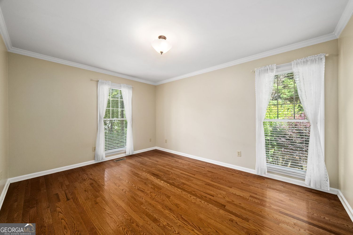805 Pinehurst Drive