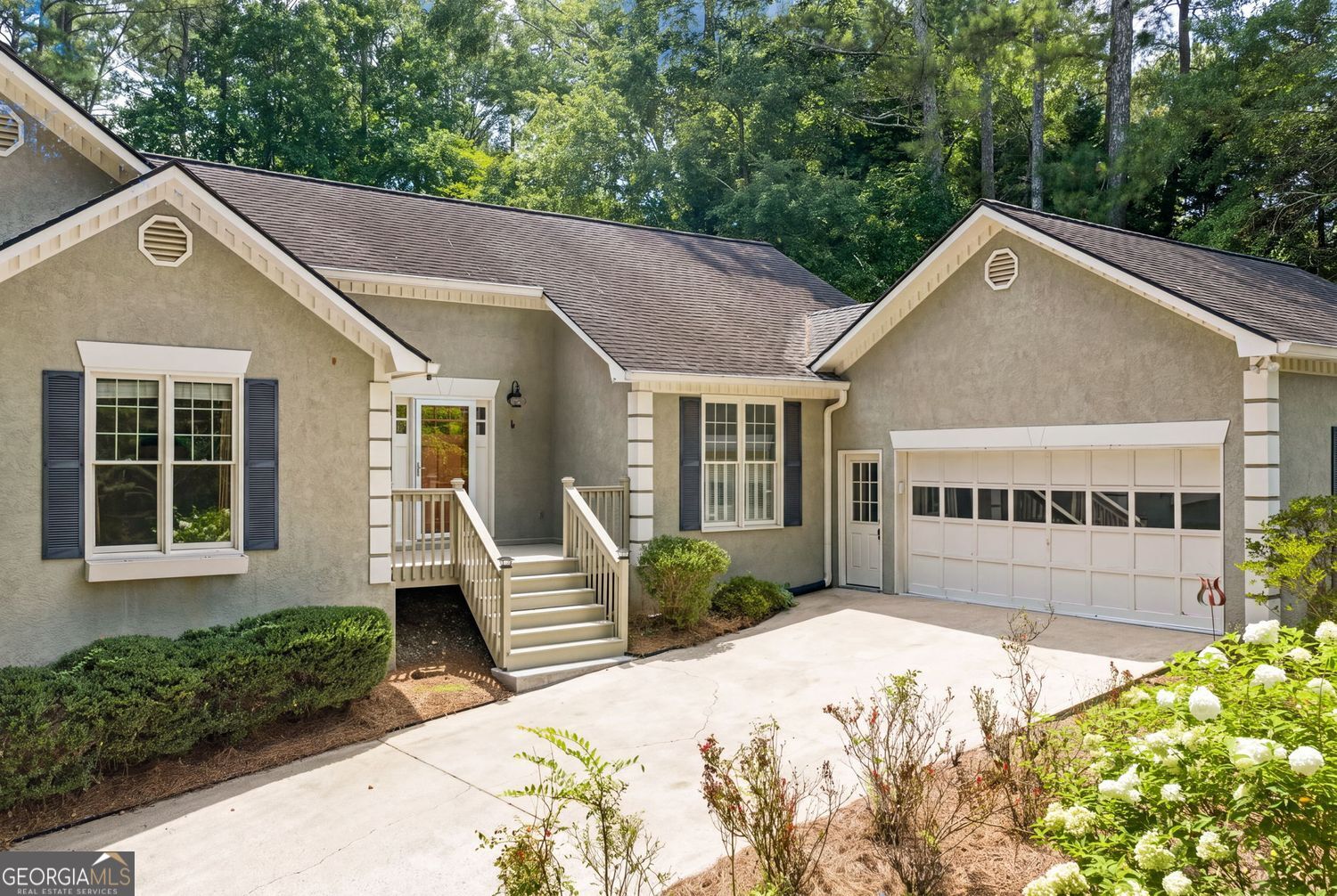 805 Pinehurst Drive