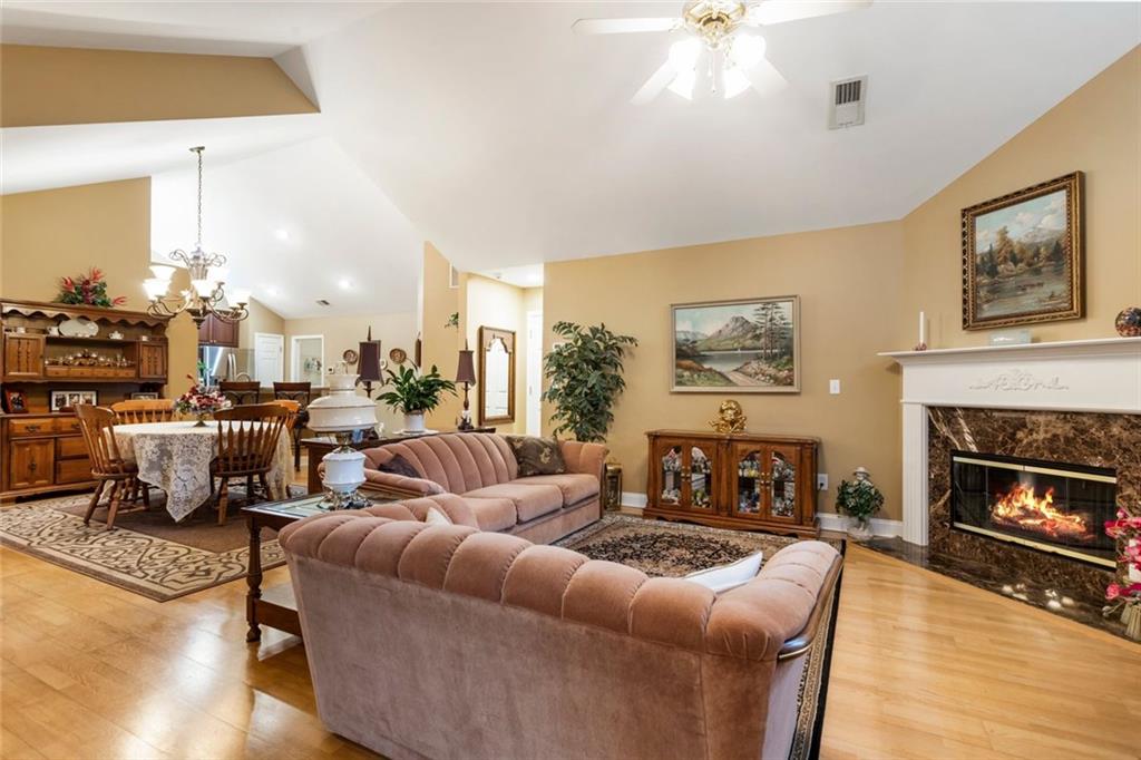 3344 Timbersedge Drive Unit 5