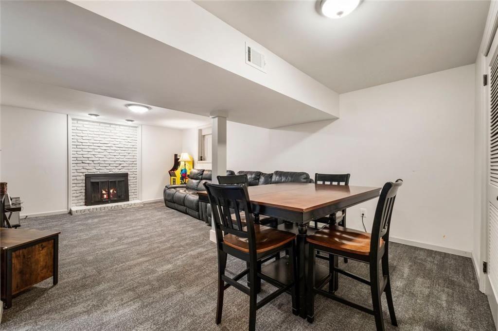 2710 Beverly Hills Drive NE