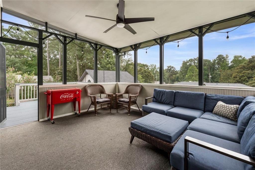 2710 Beverly Hills Drive NE