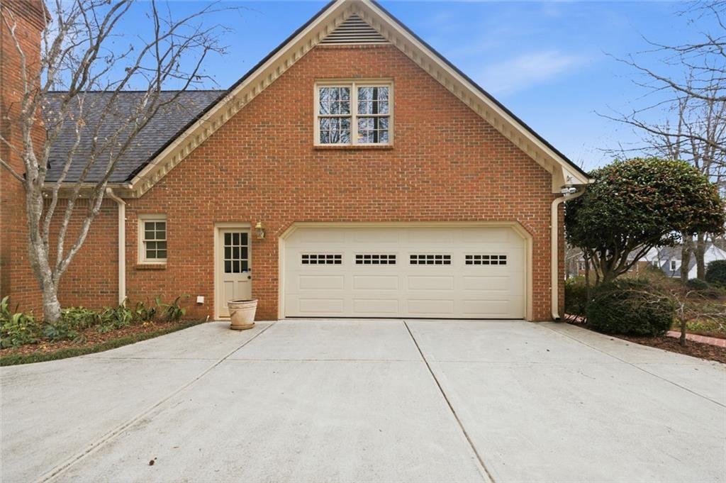 3463 Buck Hill SE