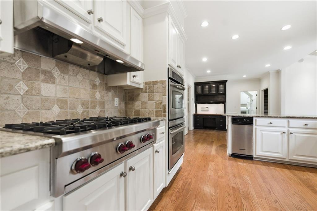 3463 Buck Hill SE