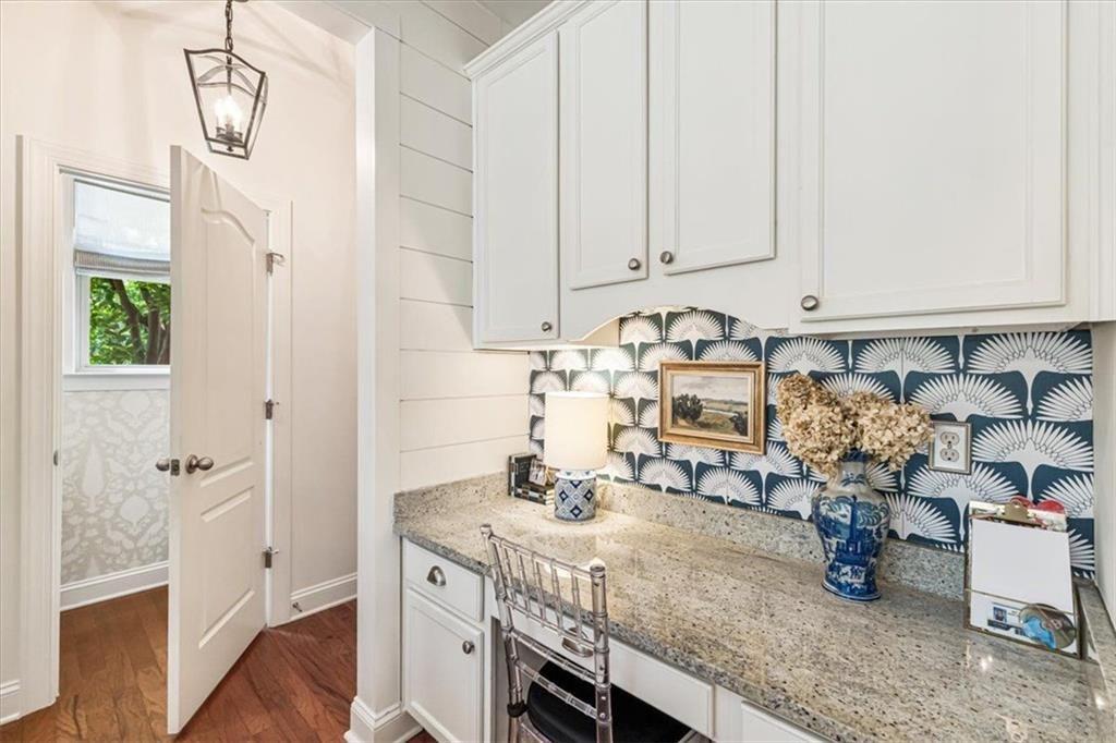 1085 Ashley Manor Drive